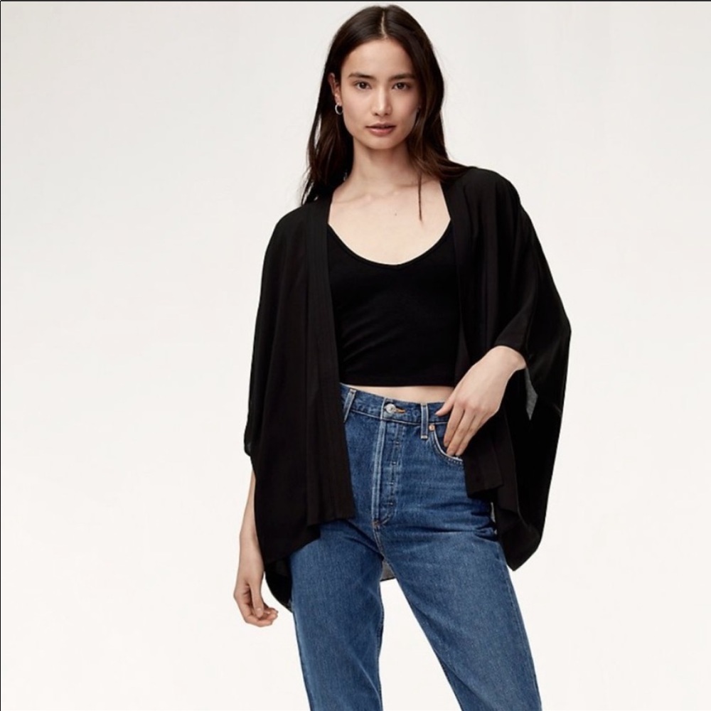Aritzia Talula kimono